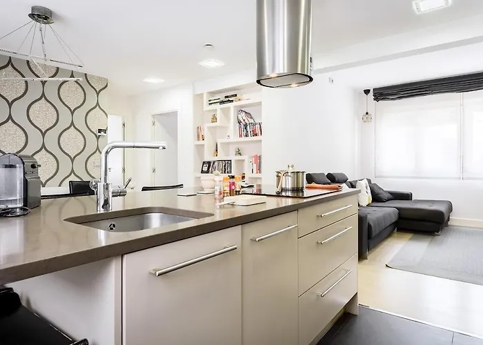 Confortable Piso En El Puerto Viejo De Algorta, A 7 Min De La Playa Apartment